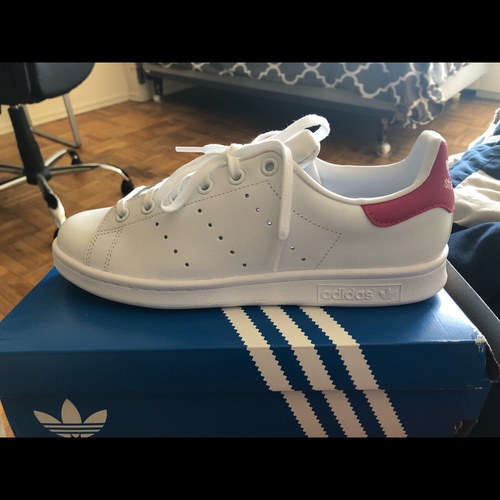 Brand New in the box stan Smith